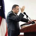 Funes se cita de nuevo con Thomas Shannon