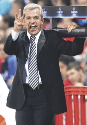 FBL-WC2010-MEXICO-AGUIRRE-COACH-DESIGNATION