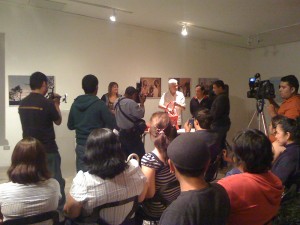 Momentos de la premiación del Taller de Paula Heredia