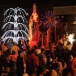 Carrozas en le Carnaval de San Miguel ------ 6 col