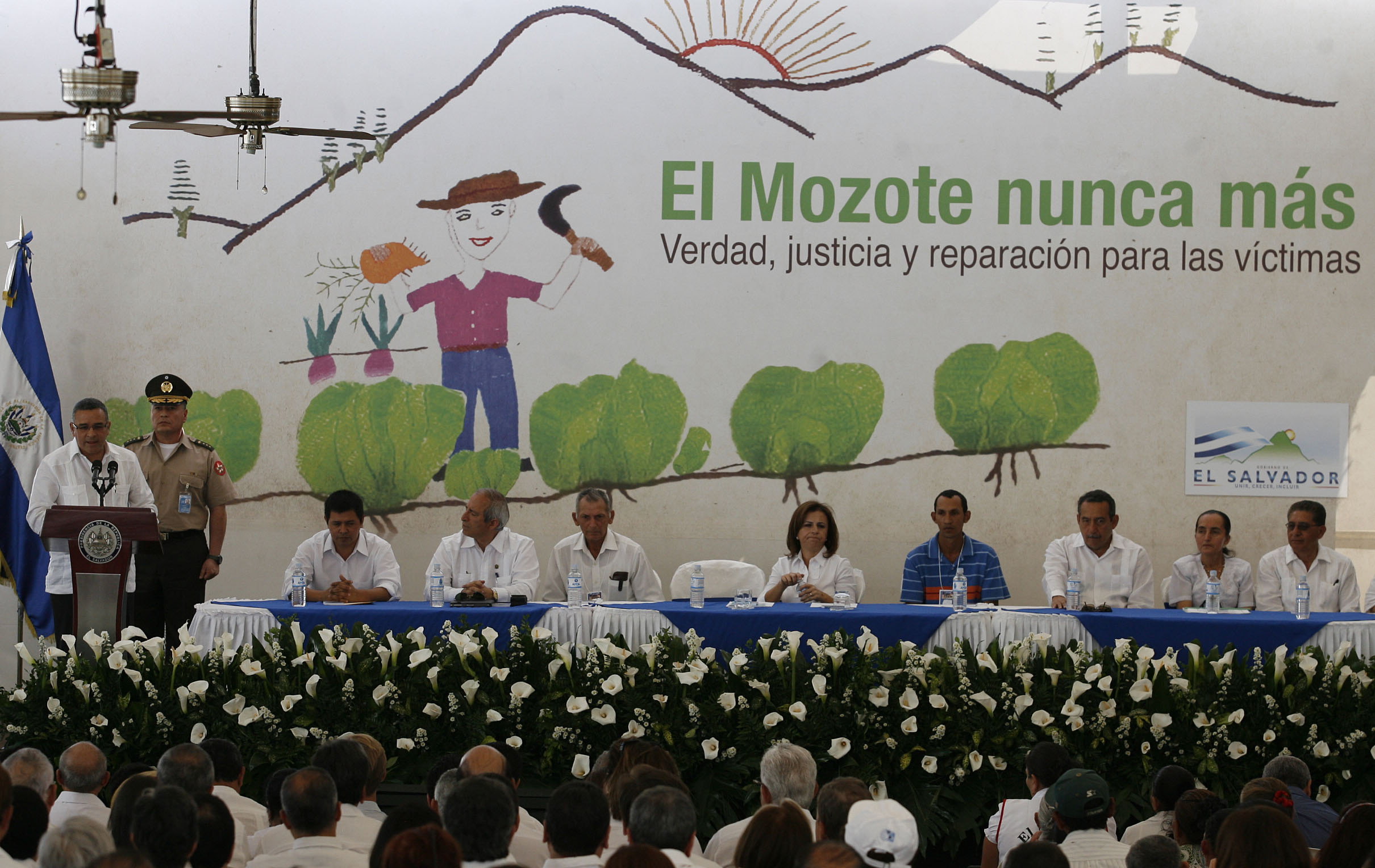 El presidente de la República, Mauricio Funes, pidió perdón el pasado 16 de enero a todas las personas que perdieron a familiares en la masacre del Mozote, cometida en 1981 por tropas del Batallón Atlacatl.