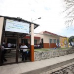A comienzos de 2012, el presidente Funes inauguró la Unidad Comunitaria de Salud Familiar Especializada, en el municipio de Verapaz, San Vicente.