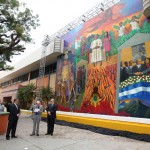 Con el objetivo de ayudar en la construcción histórica, el mandatario inauguró en el Centro Internacional de Ferias y Convenciones (CIFCO) un mural en honor al monseñor Romero, obra del pintor, Antonio Bonilla.