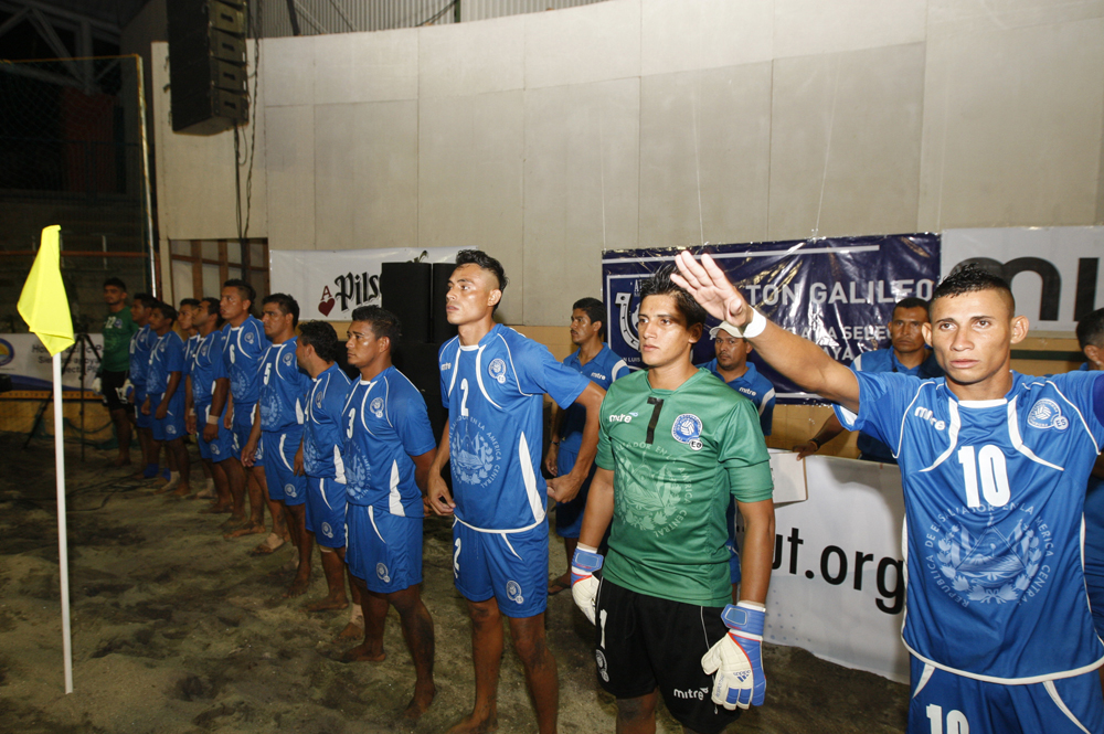 Como todos unos guerreros, los seleccionados de fútbol playa ofrecieron la victoria de 10 – 4 sobre el combinado de Venezuela, en el encuentro que disputaron de carácter amistoso.